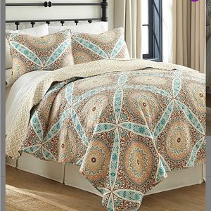 King size Quilt Set w/2 Pillowcases